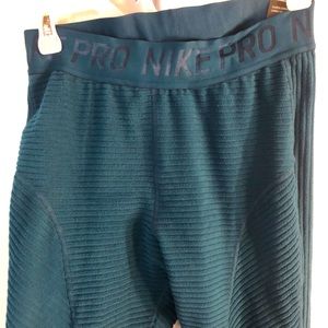 Nike Pro Hyperwarm Leggings